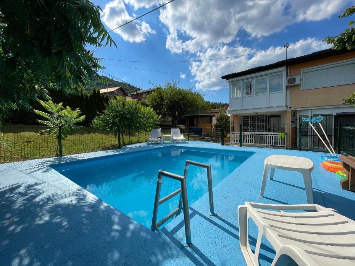 Pool Villa Sarajevo Eksteriør billede
